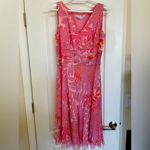 Maggy, London dress size 14